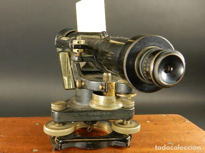 Antig&uuml;edades: NIVEL DE TOPOGRAF&Iacute;A + TR&Iacute;PODE + ESTUCHE  A&Ntilde;O 1910 APROX. - Foto 14
