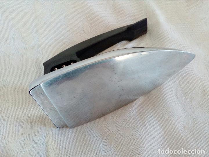 Antig&uuml;edades: PLANCHA AUTOM&Aacute;TICA DE VIAJE SOLAC Mod. 631. - Foto 4