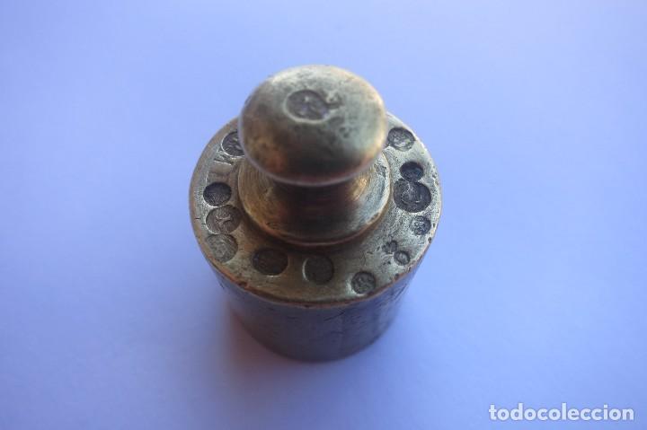 Antig&uuml;edades: pesa de 100 gramos antigua 1887 - Foto 2