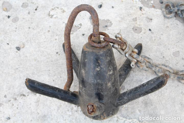 Antig&uuml;edades: ancla de barco con 3,5m.de cadena - Foto 2