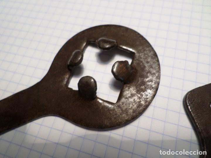 Antig&uuml;edades: LLAVES DE BICICLETA - Foto 3
