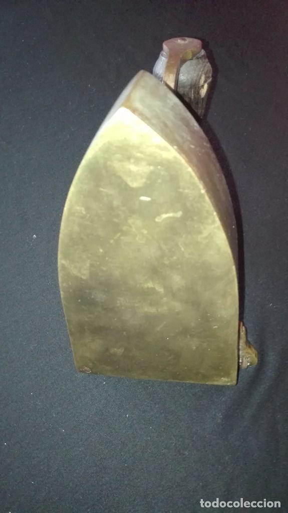 Antig&uuml;edades: ANTIGUA PLANCHA CON SOPORTE DE BRONCE - Foto 12