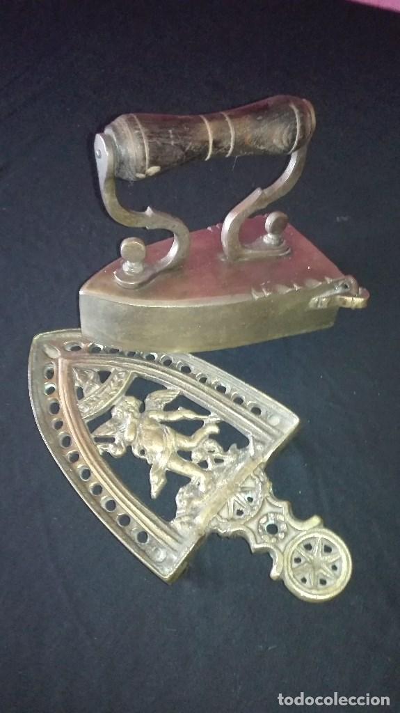 Antig&uuml;edades: ANTIGUA PLANCHA CON SOPORTE DE BRONCE - Foto 14