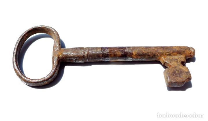 Antig&uuml;edades: ANTIGUA LLAVE DE FORJA.- 11,5 CM DE LARGA - Foto 2