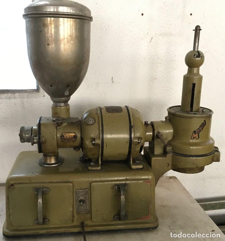 antiguo molinillo de cafe marca mobba para bar - Comprar Molinillos de Café  Antiguos en todocoleccion - 129153955