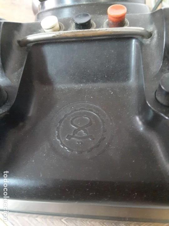 Tel&eacute;fonos: Tel&eacute;fono Ericcson, versi&oacute;n egipcia, a&ntilde;os 50. - Foto 4