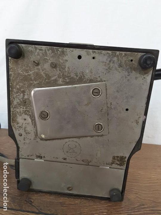 Tel&eacute;fonos: Tel&eacute;fono Ericcson, versi&oacute;n egipcia, a&ntilde;os 50. - Foto 6
