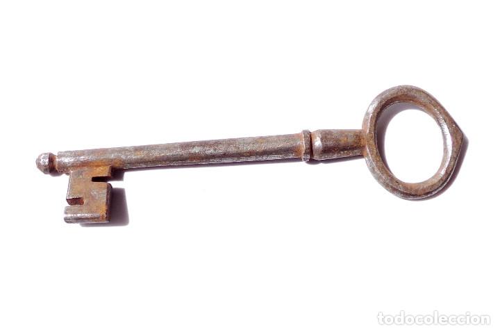 Antig&uuml;edades: ANTIGUA LLAVE DE FORJA.- 12 CM DE LARGA - Foto 4
