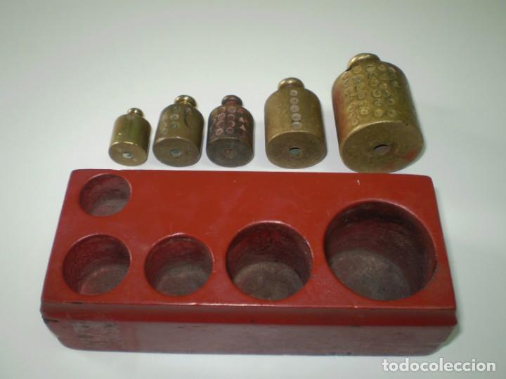 Antig&uuml;edades: JUEGO DE PESAS PARA BASCULA. - Foto 2