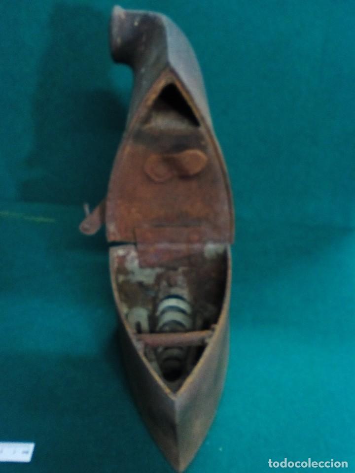 Antig&uuml;edades: PLANCHA ANTIGUA DE CARBON - Foto 7