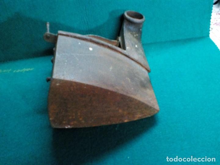 Antig&uuml;edades: PLANCHA ANTIGUA DE CARBON - Foto 10