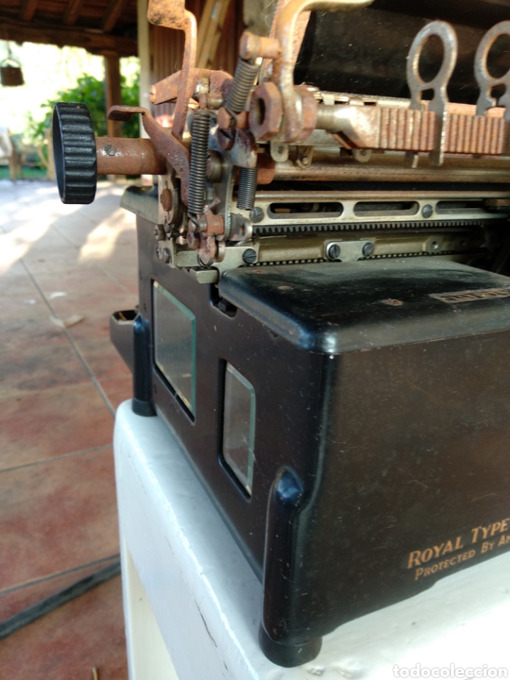 Antig&uuml;edades: Maquina de escribir royal 10 - Foto 6