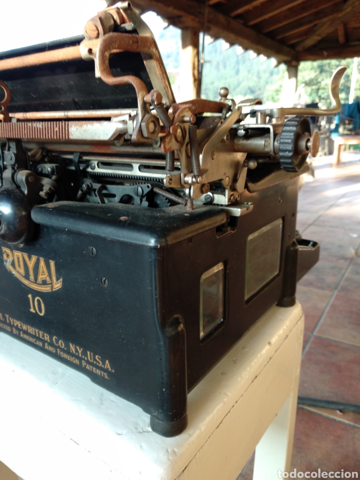 Antig&uuml;edades: Maquina de escribir royal 10 - Foto 7