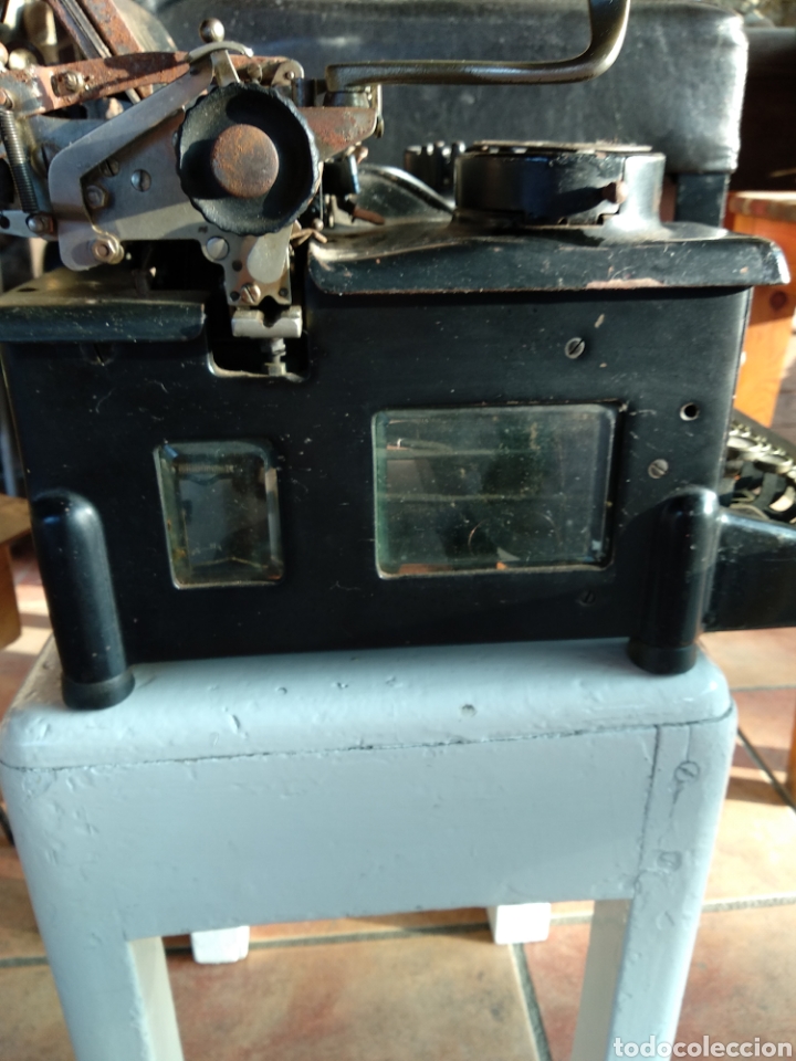 Antig&uuml;edades: Maquina de escribir royal 10 - Foto 9