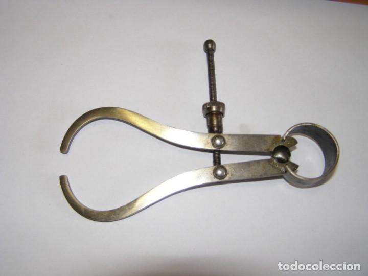 Antig&uuml;edades: Compas de taller, A&ntilde;os 40. N&ordm; 3. - Foto 2
