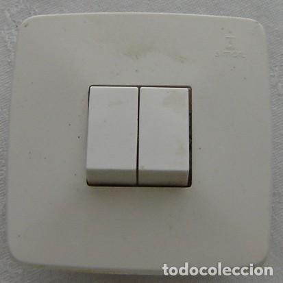 interruptor doble de pared marca simon- 10a-250 - Compra venta en  todocoleccion