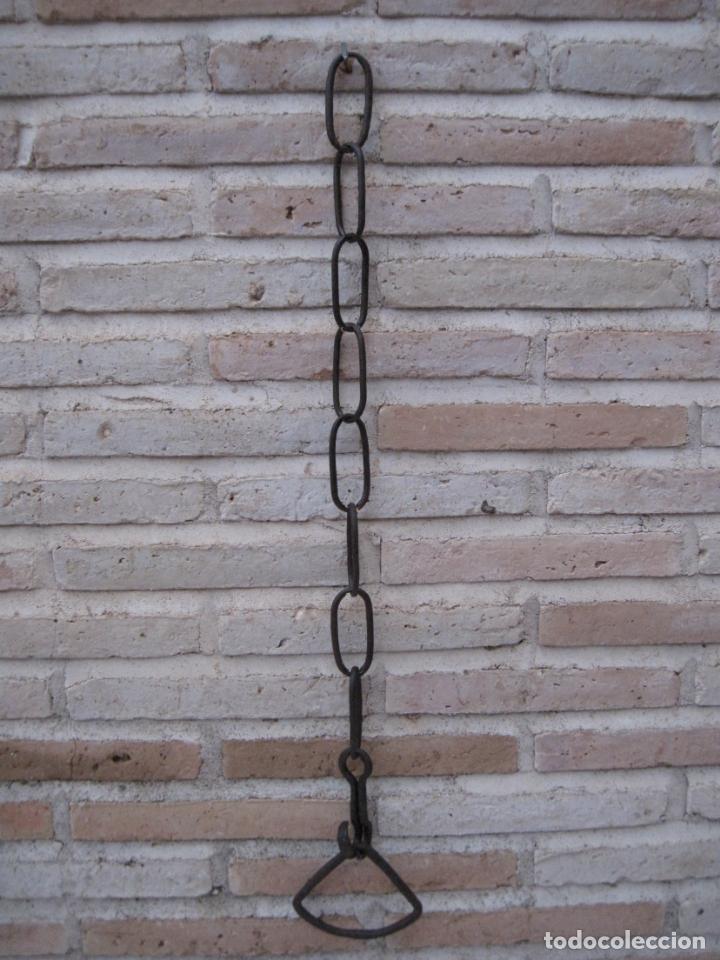 Antig&uuml;edades: CADENA ANTIGUA EN HIERRO FORJADO. - Foto 2