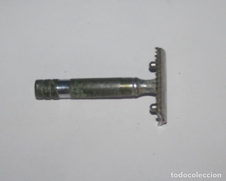 Antig&uuml;edades: Maquinilla antigua de metal - Foto 1