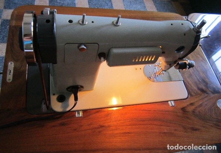 Antig&uuml;edades: MAQUINA DE COSER ALFA - FUNCIONANDO Y COMO NUEVA - Foto 9