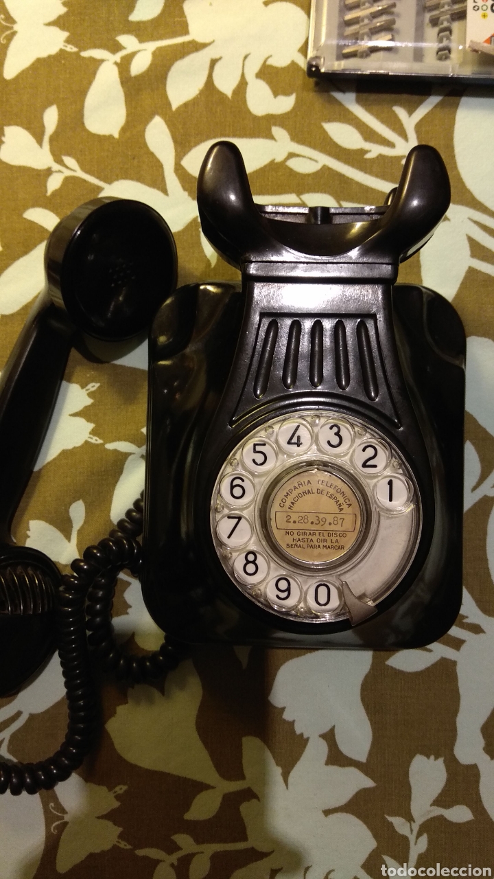 Tel&eacute;fonos: Antiguo tel&eacute;fono Est&aacute;ndar El&eacute;ctric - Foto 1