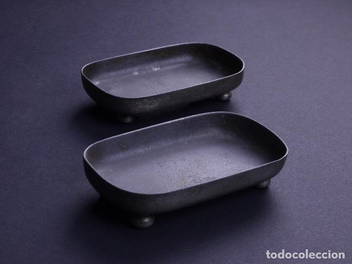 Antig&uuml;edades: BANDEJAS DE ESTA&Ntilde;O PARA TENAZAS - Foto 3