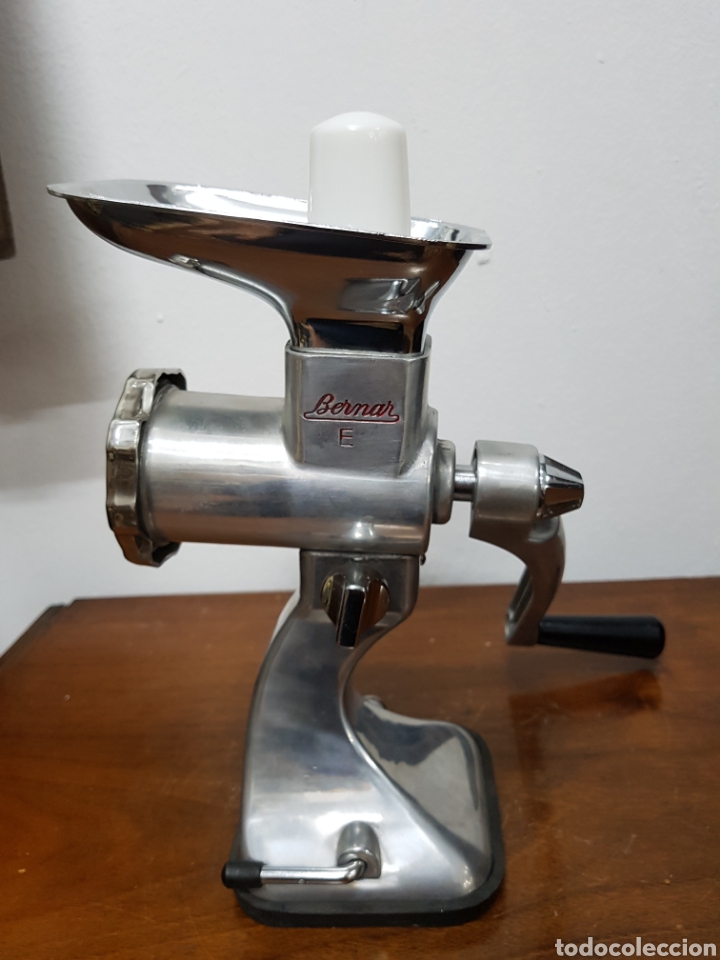 Antig&uuml;edades: Picadora de carne vintage Bermar E - Foto 3