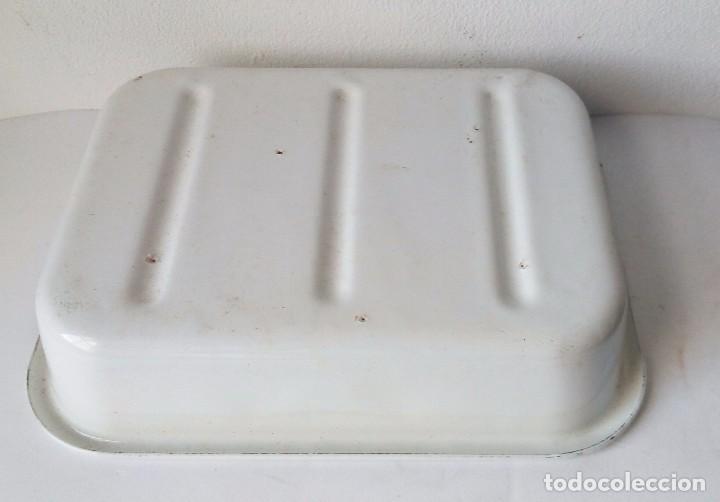 Antig&uuml;edades: CUBETA ESMALTADA PARA MATERIAL DE MEDICINA - Foto 2