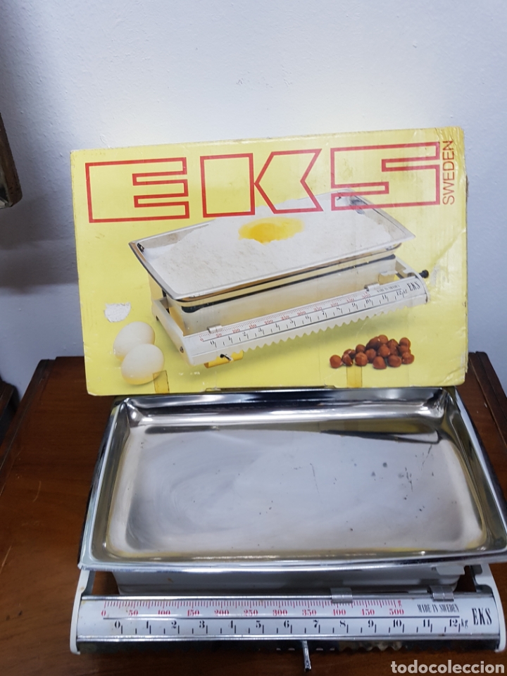 Antig&uuml;edades: B&aacute;scula Vintage EKS con caja - Foto 1