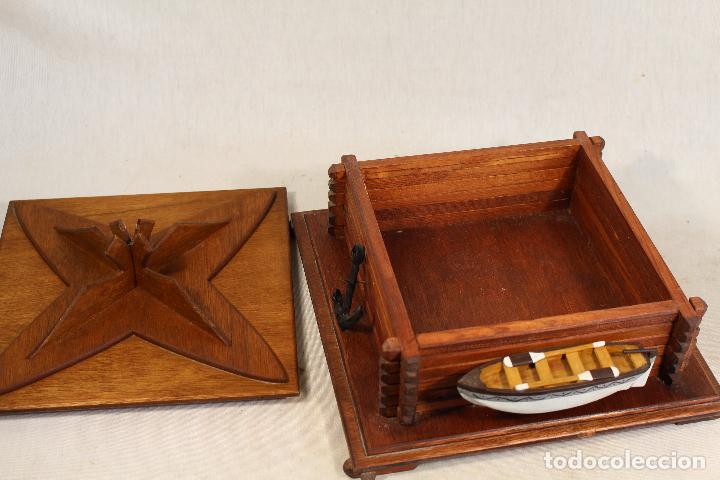 Antig&uuml;edades: caja de madera con remo - ancla - barco - timon - Foto 4