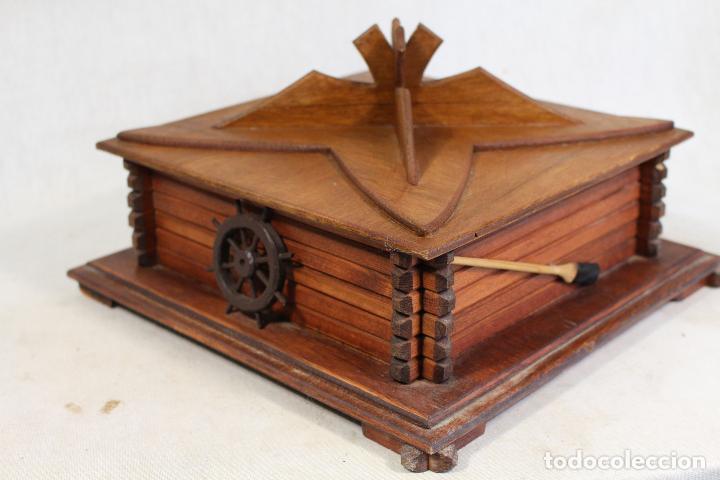 Antig&uuml;edades: caja de madera con remo - ancla - barco - timon - Foto 8