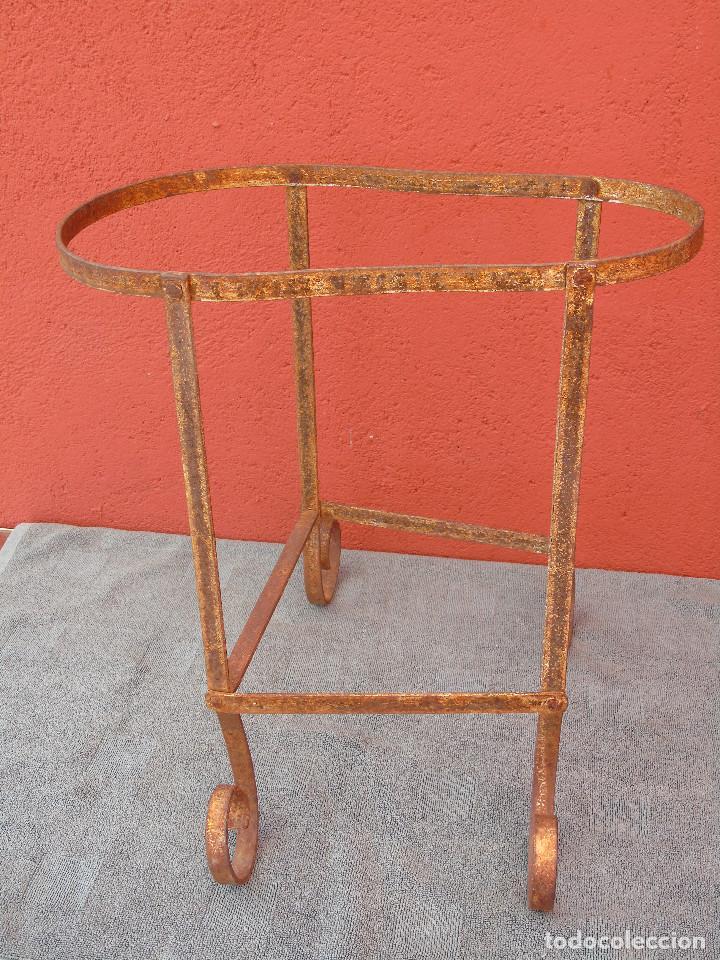 Antig&uuml;edades: ANTIGUO SOPORTE DE HIERRO PARA BACINILLA. - Foto 6