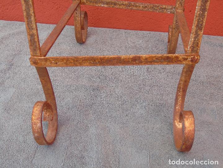 Antig&uuml;edades: ANTIGUO SOPORTE DE HIERRO PARA BACINILLA. - Foto 9