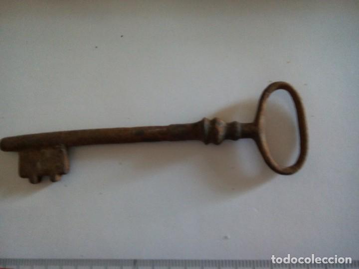 Antig&uuml;edades: * LLAVES 10 Y 4 CM. (RF:270-1/b) - Foto 2