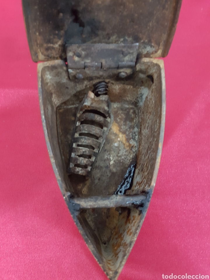 Antig&uuml;edades: Plancha hierro vintage con chimenea - Foto 3