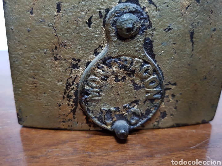 Antig&uuml;edades: Plancha de hierro vintage con chimenea - Foto 3