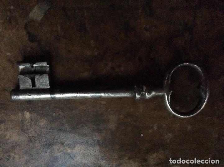 Antig&uuml;edades: Llave antigua 100mm. - Foto 1