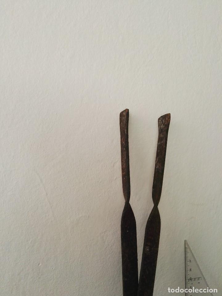 Antig&uuml;edades: Pinzas de Forja de hierro antiguas - Foto 3