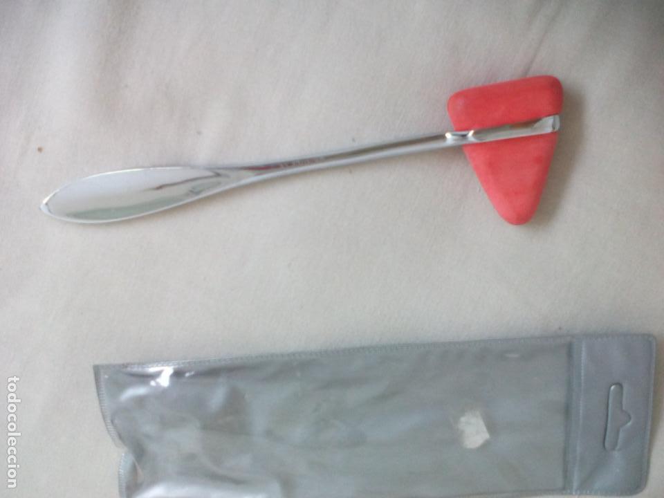 Antig&uuml;edades: MARTILLO DE REFLEJOS. DR. AOUF. INSTRUMENTAL M&Eacute;DICO - Foto 1
