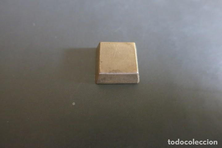 Antig&uuml;edades: pesa de 32 Quilates 1850 - Foto 2