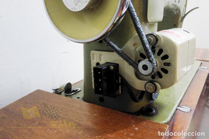 Antig&uuml;edades: M&aacute;quina de coser Alfamatic 103 - Foto 10