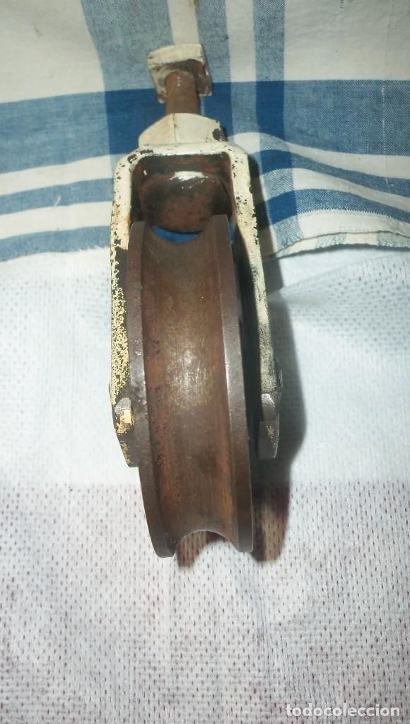 Antig&uuml;edades: PEQUE&Ntilde;A POLEA ANTIGUA - Foto 4
