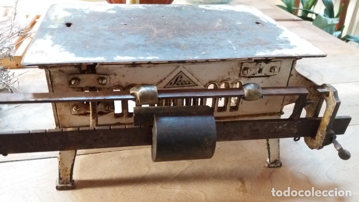Antig&uuml;edades: B&Aacute;SCULA PRINCIPIOS DE SIGLO MARCA SECA - Foto 1