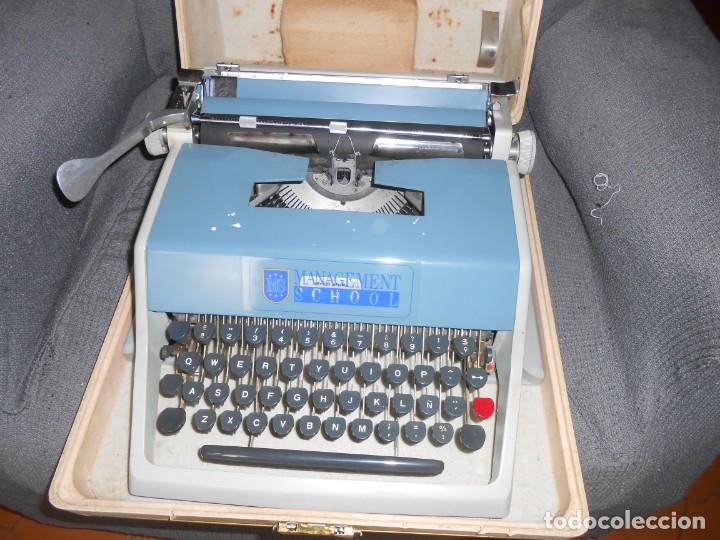 Antig&uuml;edades: M&aacute;quina Escribir HISPANO  OLIVETTI  con Maletin - Foto 3