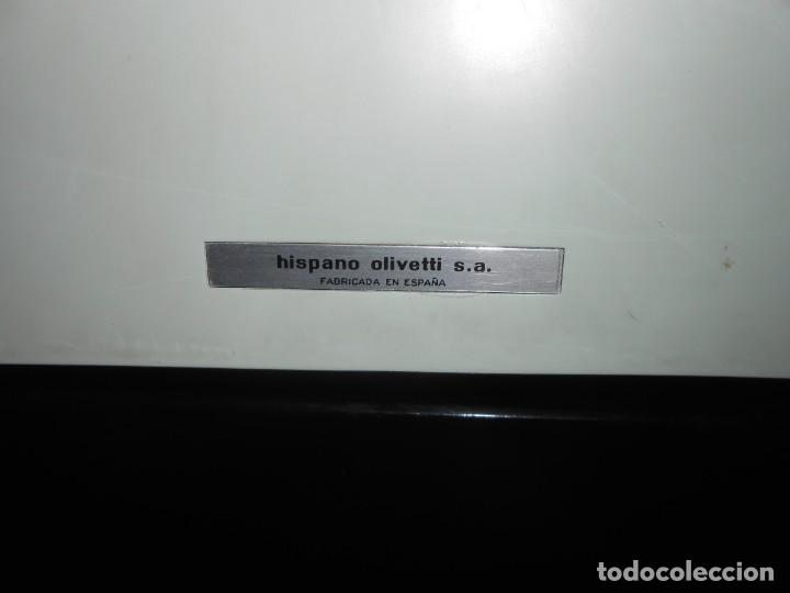 Antig&uuml;edades: M&aacute;quina Escribir HISPANO  OLIVETTI  con Maletin - Foto 4