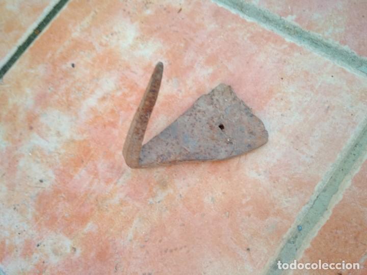 Antig&uuml;edades: Antigua pieza y/o herramienta en forja. - Foto 1