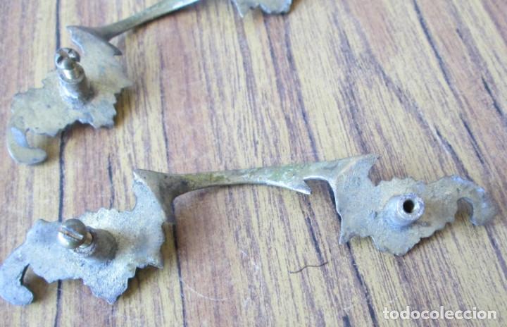 Antigüedades: 4 tiradores bronce – latón - Foto 3 - 141256922