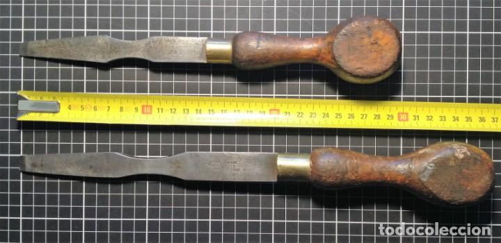 Dos tornavises ingleses antiguos, usados pero s - Vendu aux enchères -  141503290