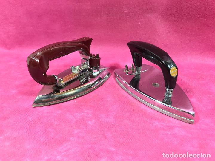 Antig&uuml;edades: Planchas port&aacute;tiles PHILIPS y ROTCIV - Foto 3