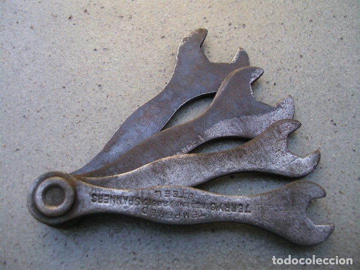 Antig&uuml;edades: juego de 4 mini llaves de tuerca, terry&uml;s (8cm aprox) - Foto 2
