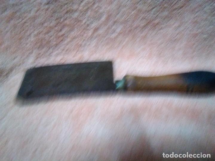 Antig&uuml;edades: antiguo machete de carnicero - Foto 3